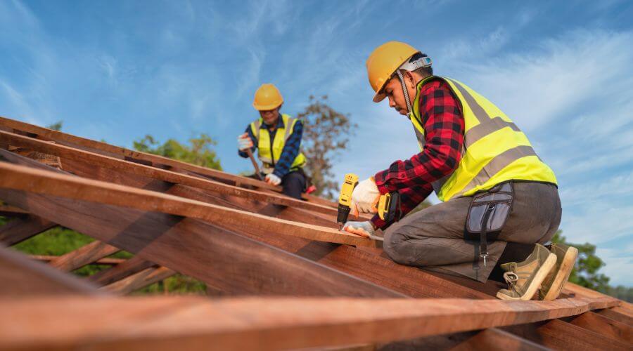 Professional Flat Roofing Installation services in Carbon Cliff, IL